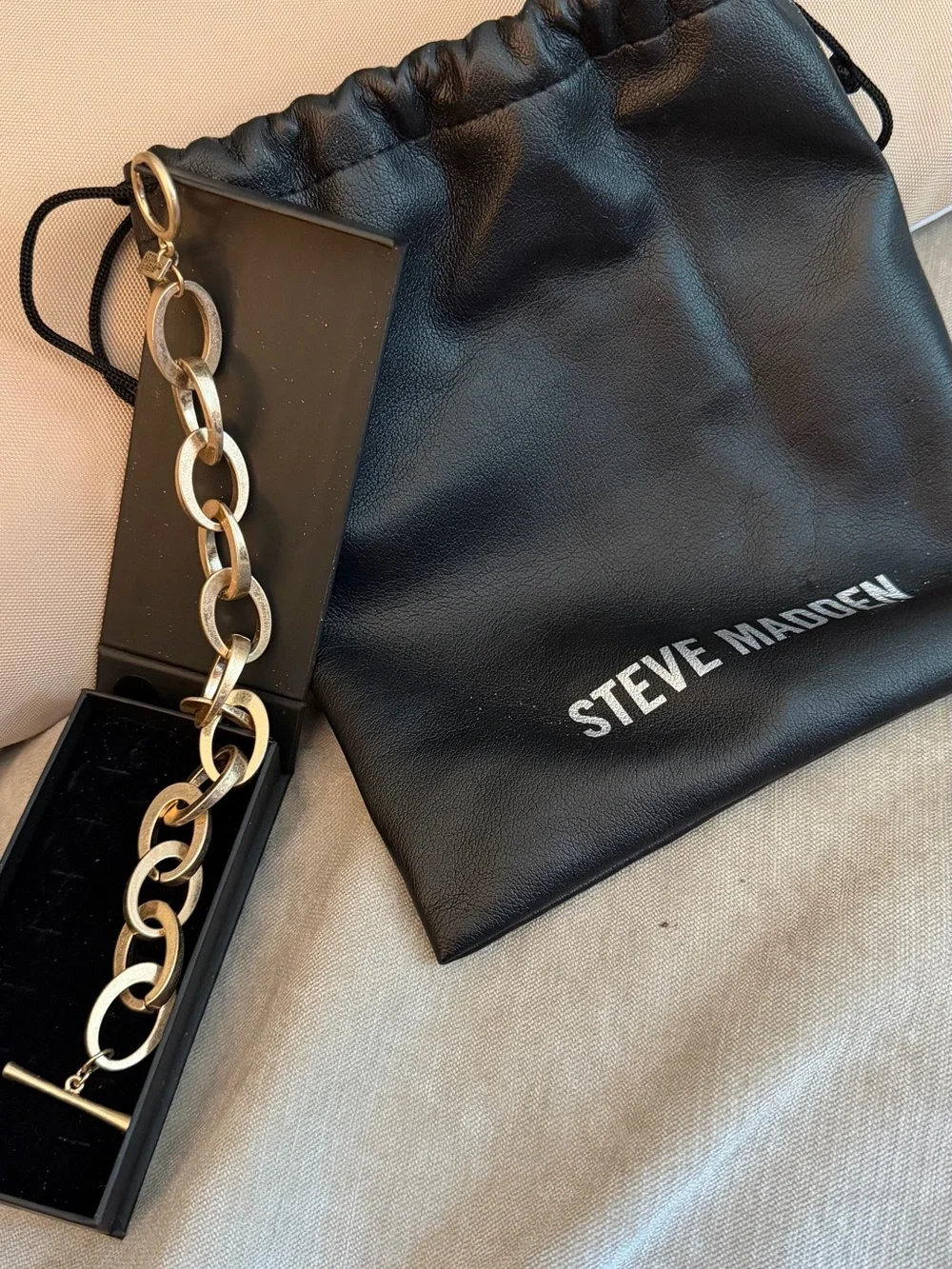 Steve Madden Polished Gold Link Toggle Bracelet